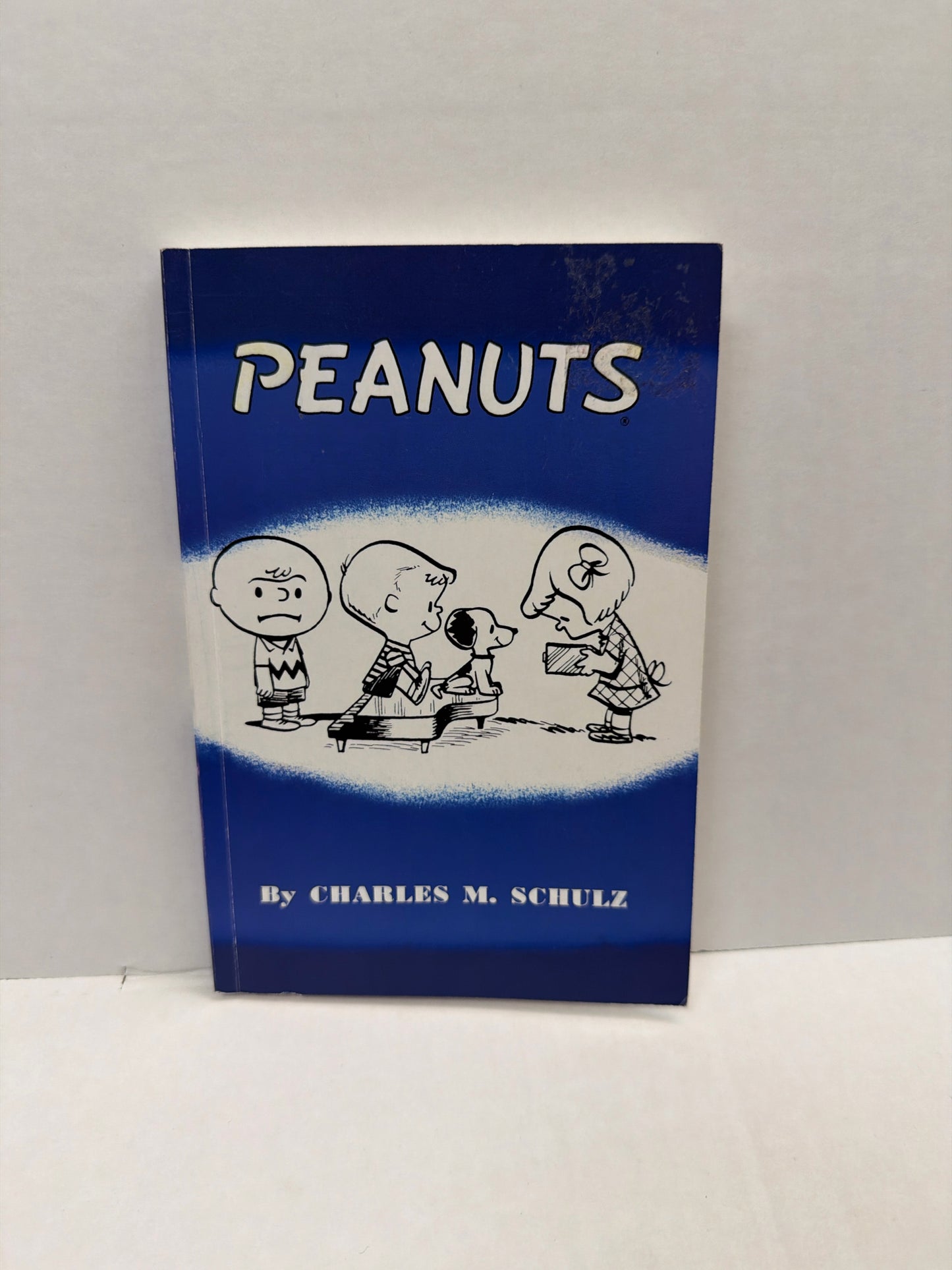 Peanuts Titan Comics Pre-Owned Charles M. Schulz Elementary Fiction Books
