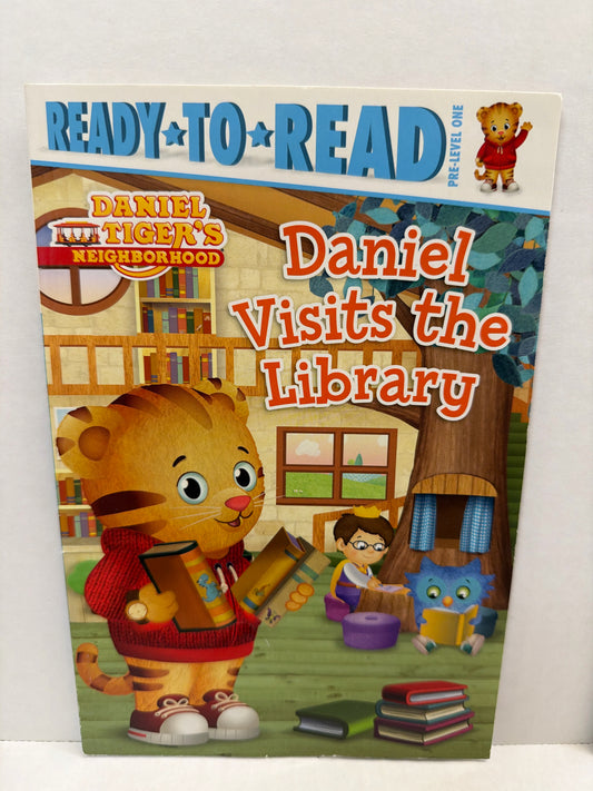 Daniel Visits the Library Ready to read Pre-Owned Elementary Phonic Readers