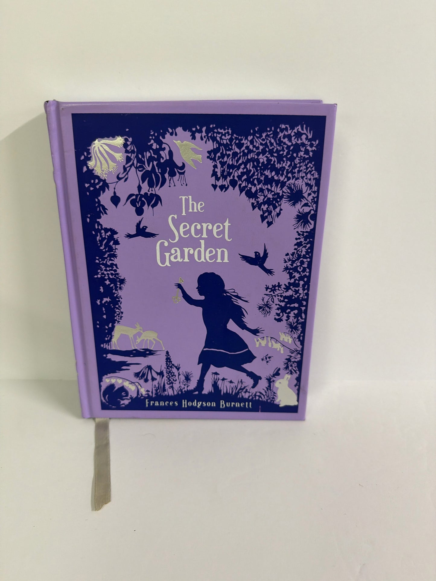 The Secret Garden Barnes & Noble Pre-Owned Frances Hodgson Burnett Fiction Books