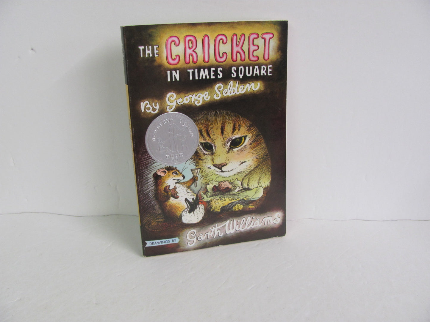The Cricket In Times Square Square Fish Pre-Owned Selden Fiction Books