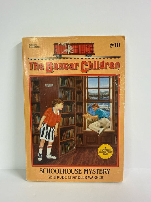 Schoolhouse Mystery Boxcar Children Pre-Owned Elementary Fiction Books