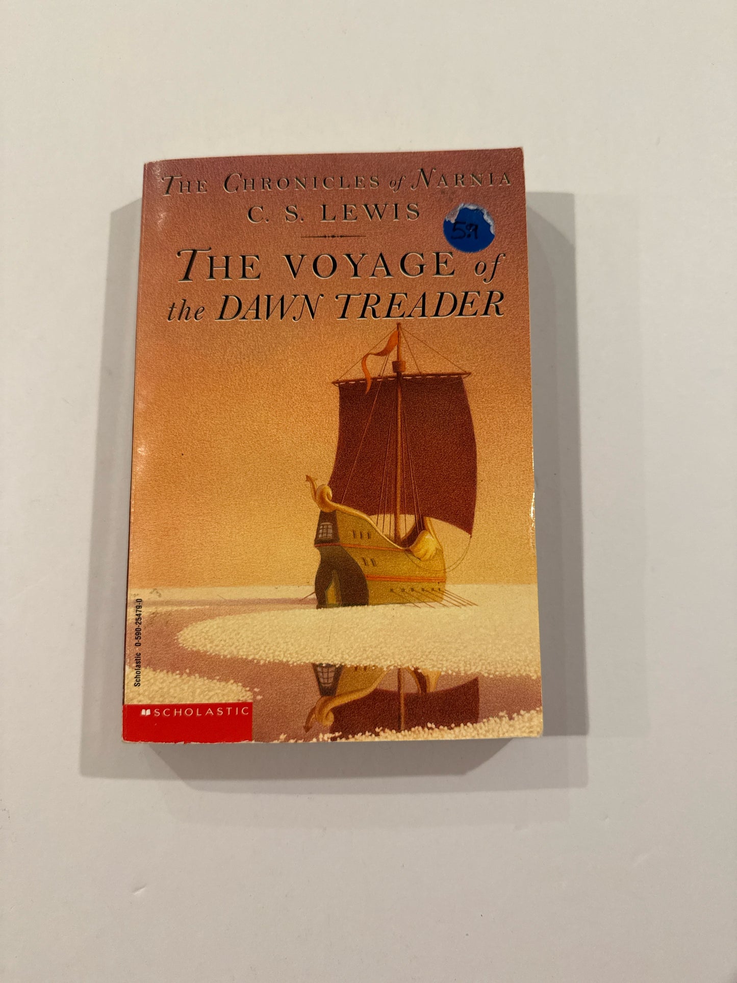 The Voyage of the Dawn Treader Scholastic Pre-Owned C. S. Lewis Fiction Books