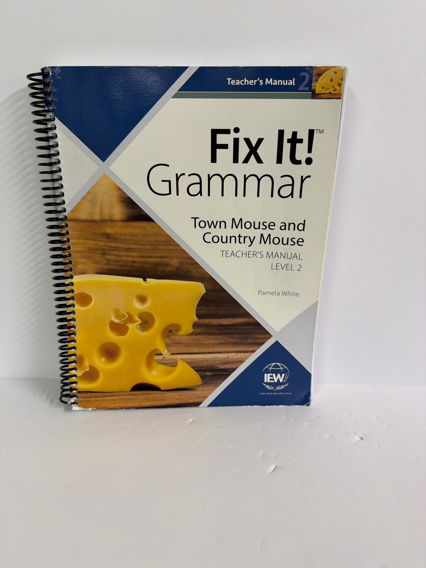 Town Mouse and Country Mouse IEW Teacher's Manual Pre-Owned IEW Fix It Grammar