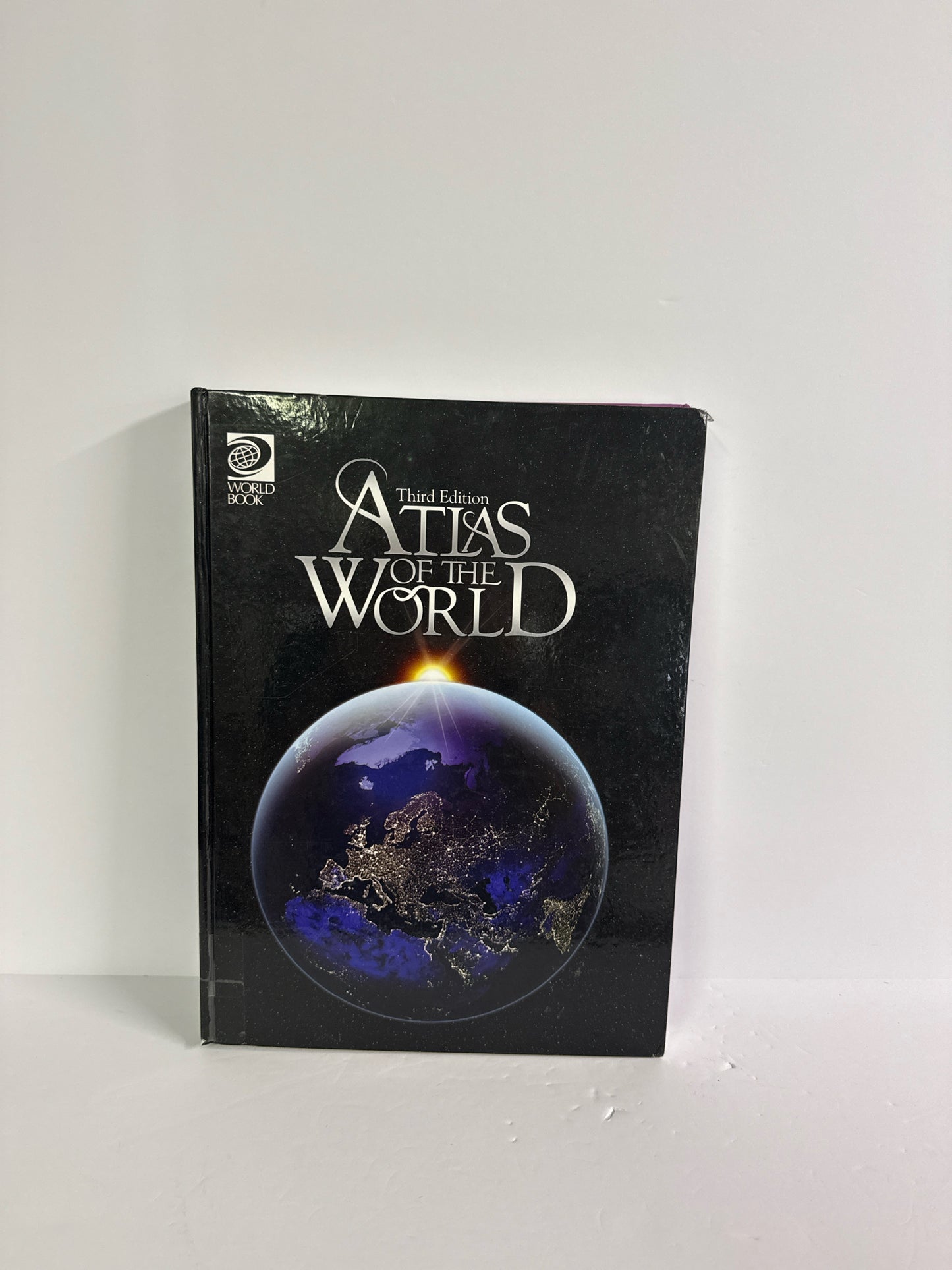 Atlas of the World DK Publishing Pre-Owned Elementary Geography