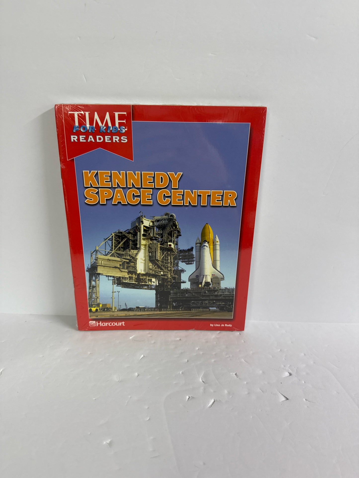 Kennedy Space Center Harcourt Reader Pre-Owned Lisa Jo Rudy Reading Textbooks