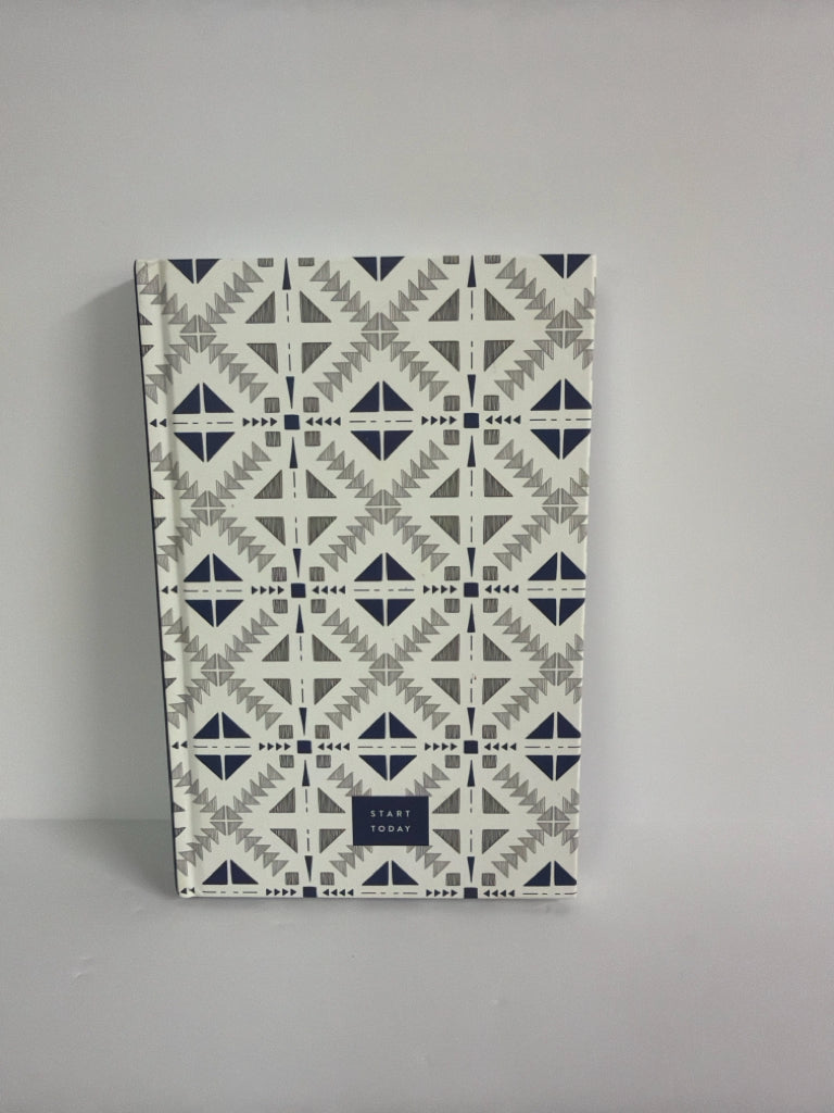 Start Today Journal The Hollis Co. Journal  Pre-Owned Miscellaneous