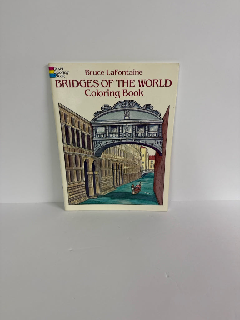 Bridges of the World Dover Coloring Book  Pre-Owned Art Books