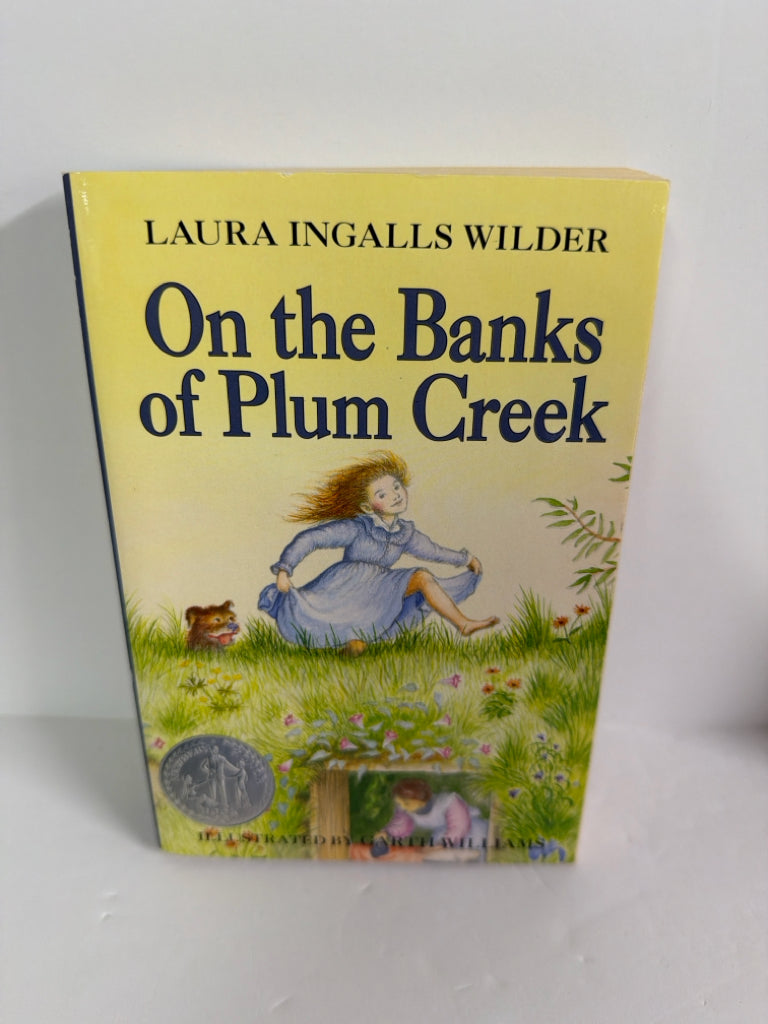 On the Banks of Plum Creek Harper Trophy Pre-Owned Fiction Books