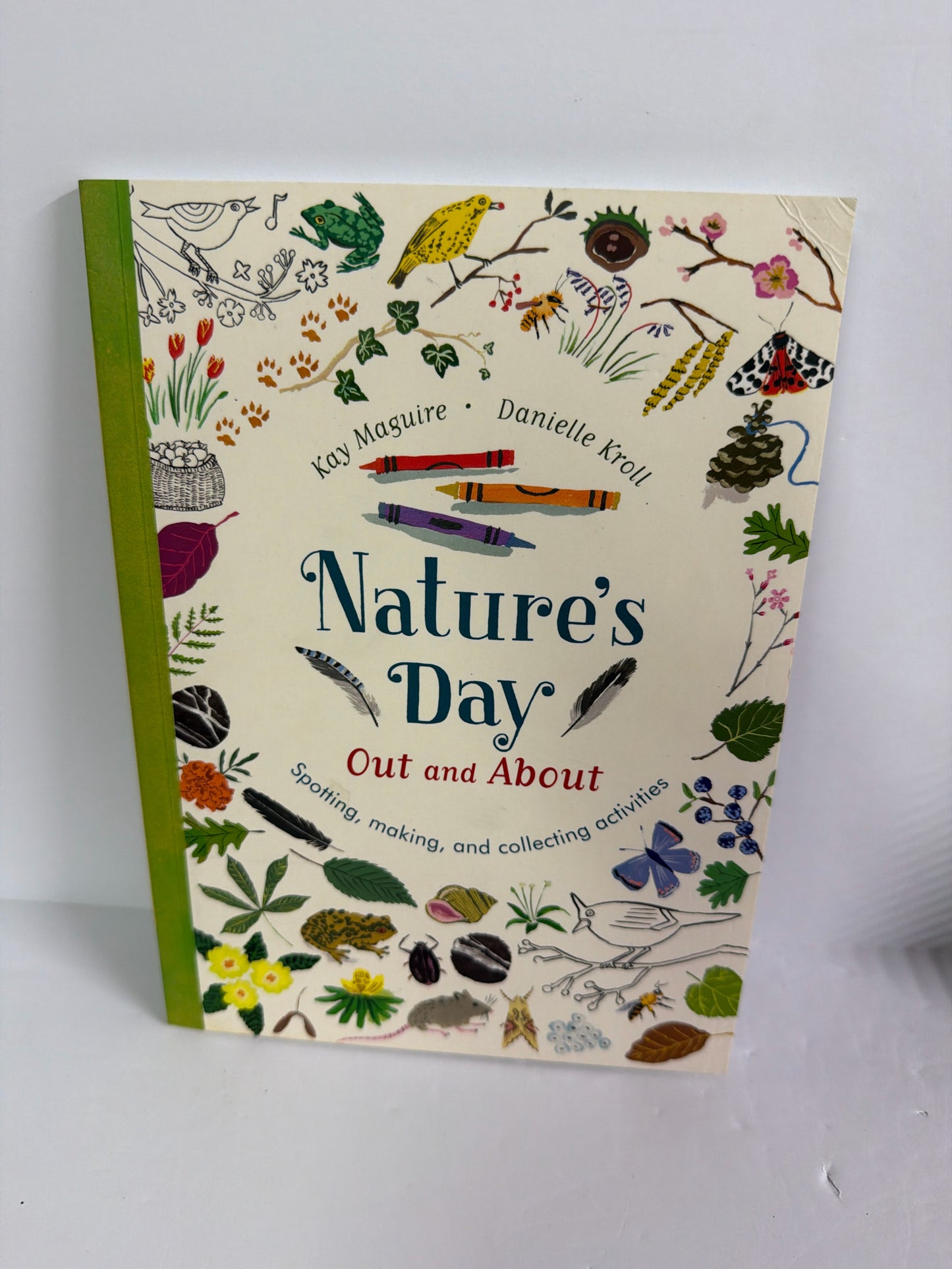 Nature's Day Out and About Wide Eyed Pre-Owned Elementary Earth Nature