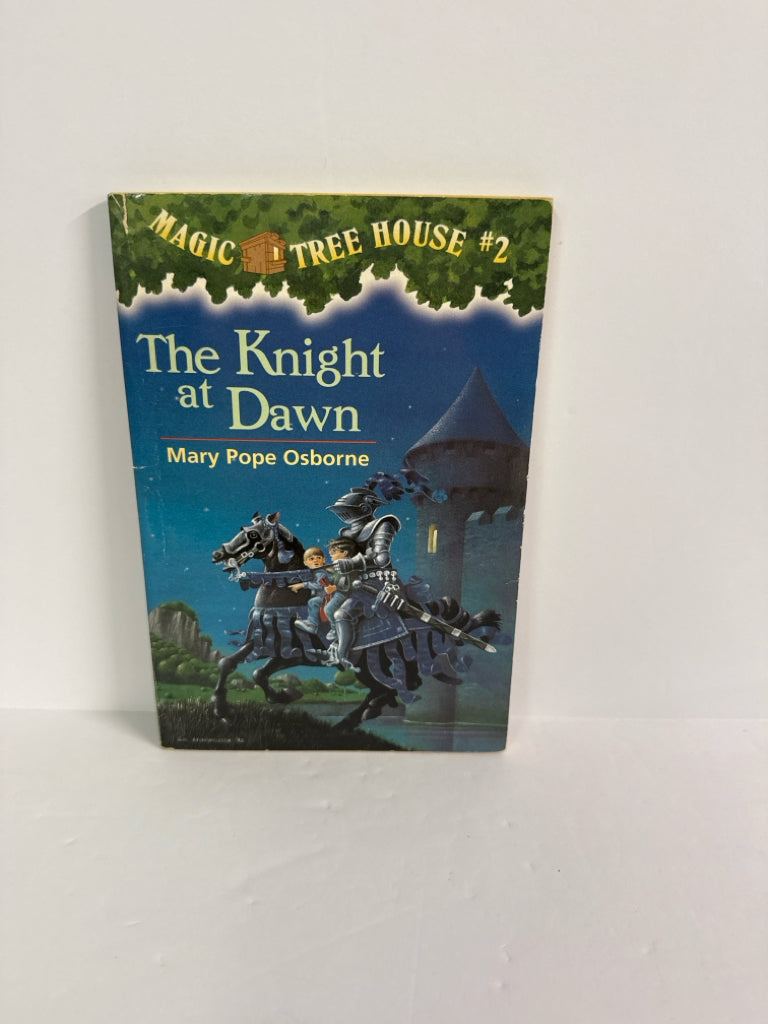 The Knight at Dawn Mary Pope Osborne Random House Juvenile Books