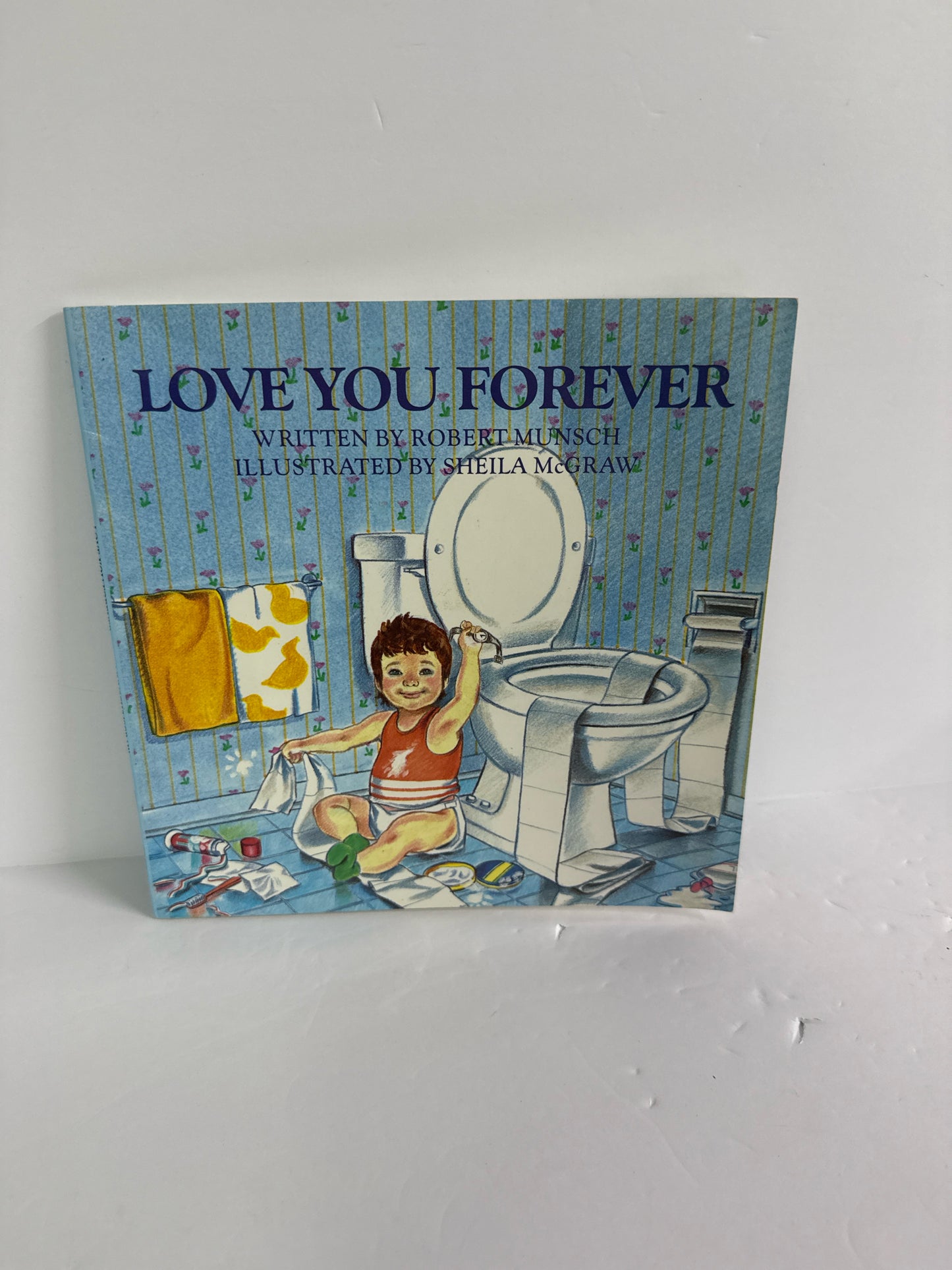 Love You Forever Firefly Pre-Owned Robert Munsch Elementary Children's Books